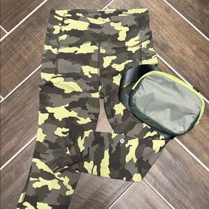 Lululemon Athletica Camouflage Leggings and Bag Set
